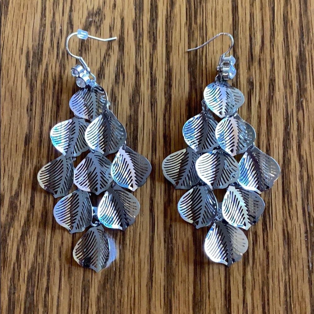 Gorgeous chandelier earrings